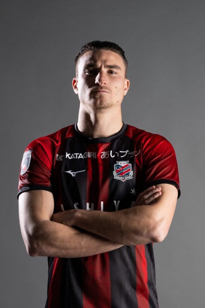 Jordi Sánchez Ribas, delantero en el Hokkaido Consadole Sapporo de la Segunda División japonesa